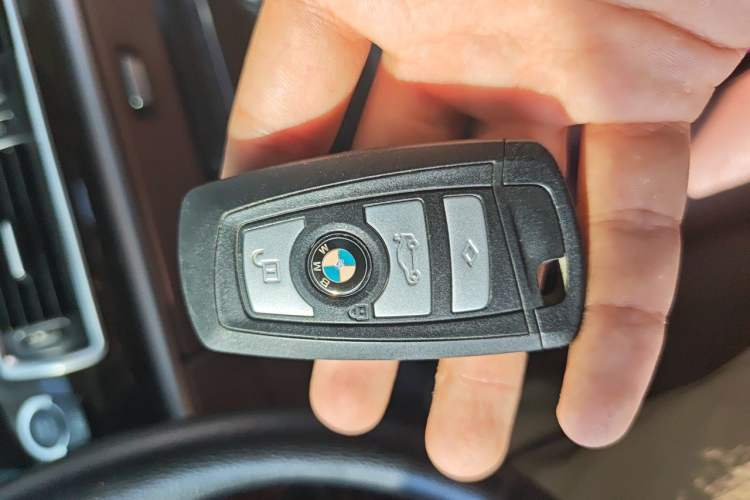 Used BMW 5 Series GT 2014 528i Leading Model Vehicle Key