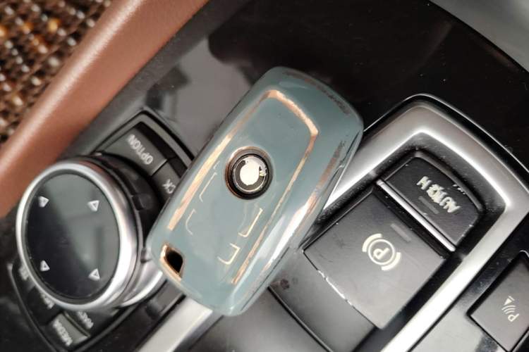 Used BMW 5 Series GT 2014 528i Leading Model Vehicle Key