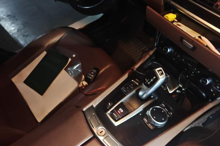 Used BMW 5 Series GT 2014 535i Leading Model Vehicle Key