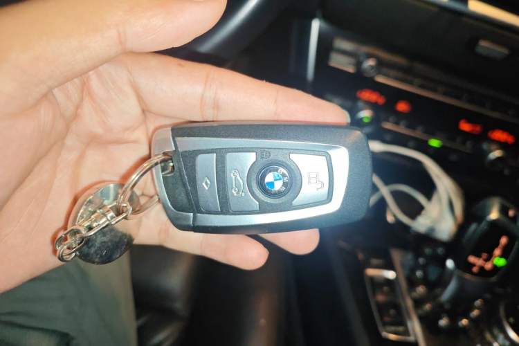 Used BMW 5 Series GT 2014 535i Leading Model Vehicle Key
