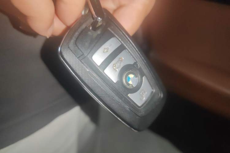 Used BMW 5 Series GT 2014 528i Leading Model Vehicle Key