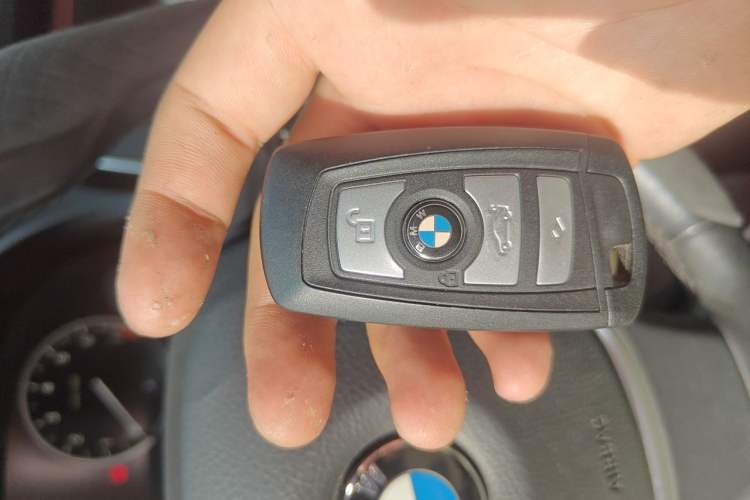 Used BMW 5 Series GT 2014 535i xDrive Vehicle Key