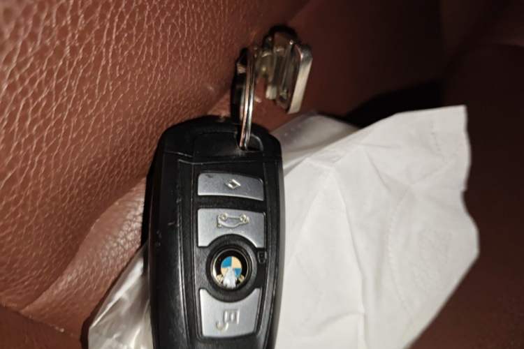 Used BMW 5 Series GT 2014 528i Leading Model Vehicle Key