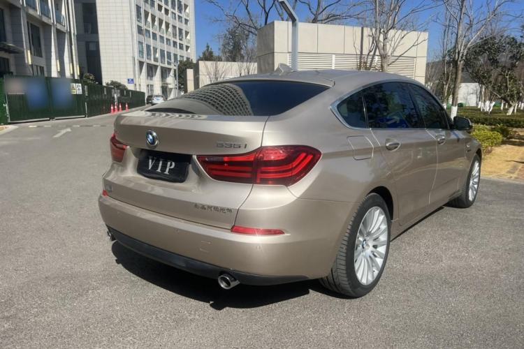 Used BMW 5 Series GT 2014 535i Leading Model Exterior 10