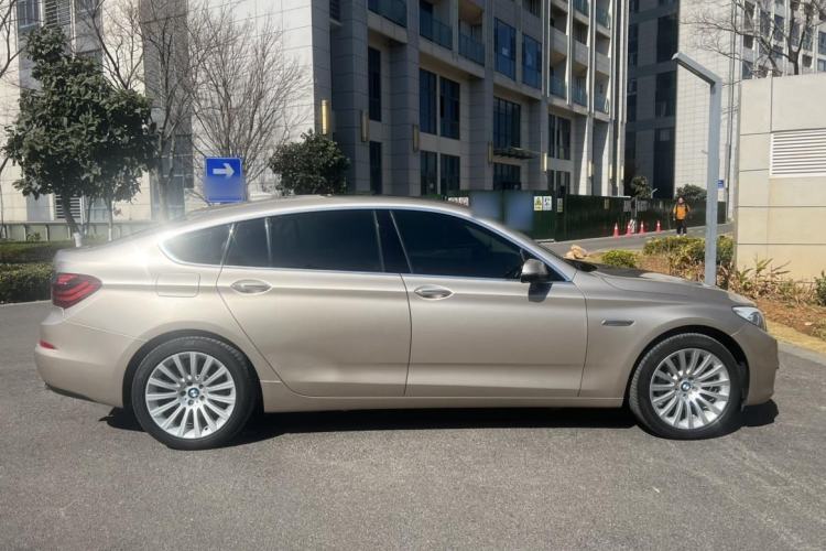 Used BMW 5 Series GT 2014 535i Leading Model Exterior 4