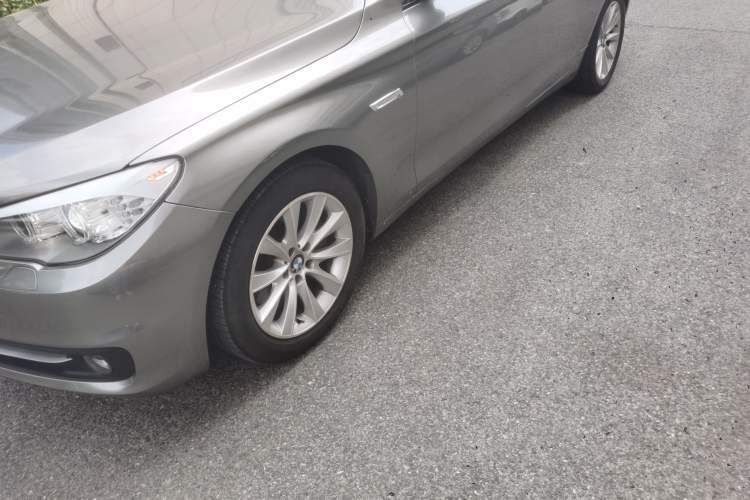 Used BMW 5 Series GT 2014 528i Leading Model Exterior 7