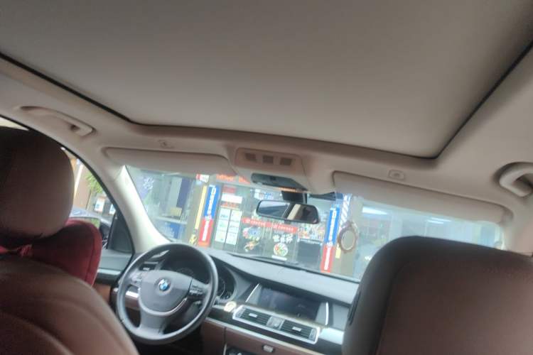 Used BMW 5 Series GT 2014 528i Leading Model Headliner