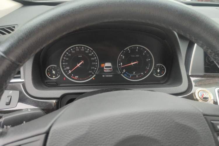 Used BMW 5 Series GT 2014 528i Leading Model Instrument Cluster