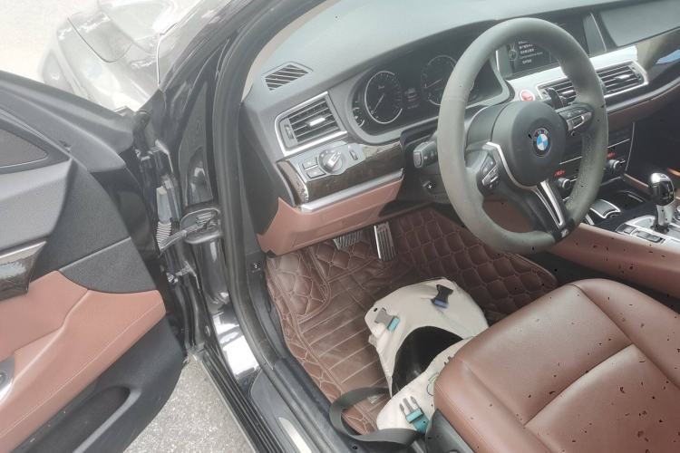 Used BMW 5 Series GT 2014 528i Leading Model Interior 3