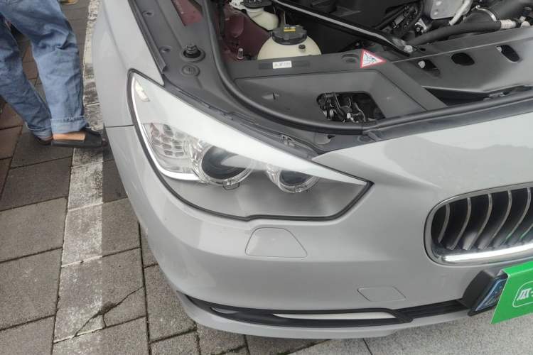 Used BMW 5 Series GT 2014 528i Leading Model Right Front Headlight