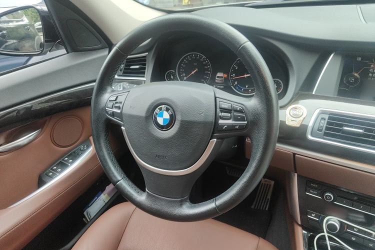 Used BMW 5 Series GT 2014 528i Leading Model Steering Wheel