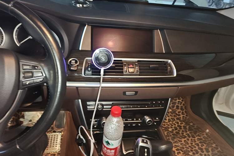 Used BMW 5 Series GT 2014 528i Luxury Edition Audio And AC Panel