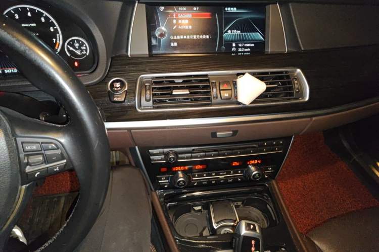 Used BMW 5 Series GT 2014 528i Luxury Edition Audio And AC Panel