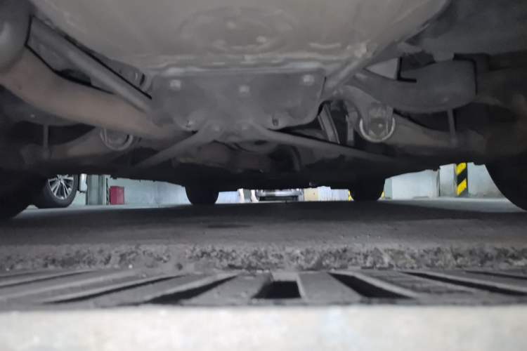 Used BMW 5 Series GT 2014 528i Leading Model Chassis Rear