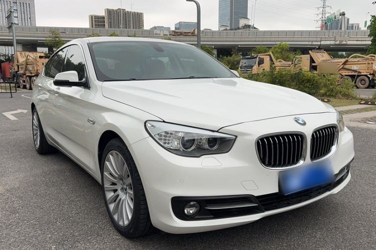 Used BMW 5 Series GT 2014 535i Leading Model Exterior 1