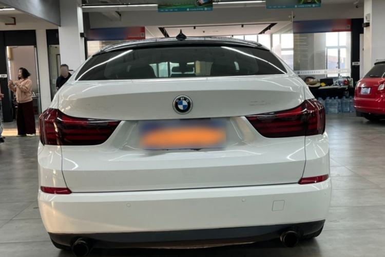 Used BMW 5 Series GT 2014 535i Leading Model Exterior 10