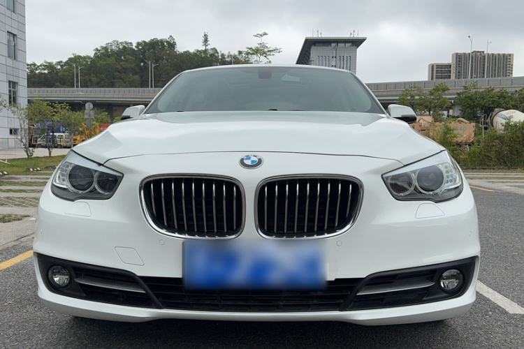 Used BMW 5 Series GT 2014 535i Leading Model Exterior 2