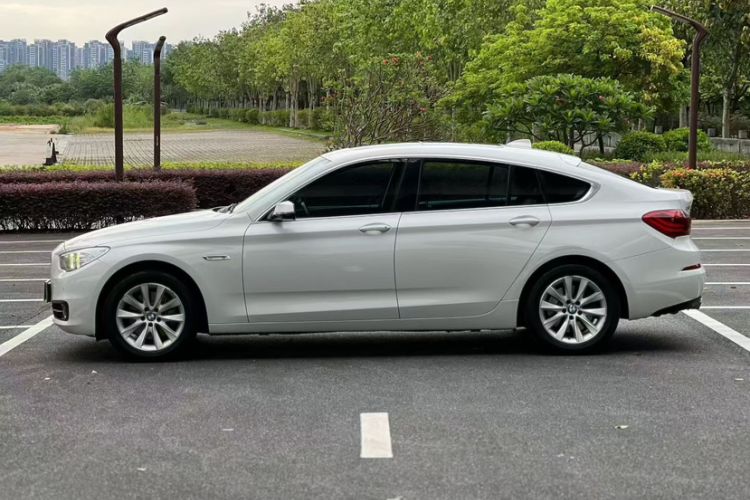 Used BMW 5 Series GT 2014 528i Leading Model Exterior 4