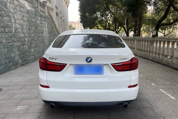 Used BMW 5 Series GT 2014 535i Leading Model Exterior 4