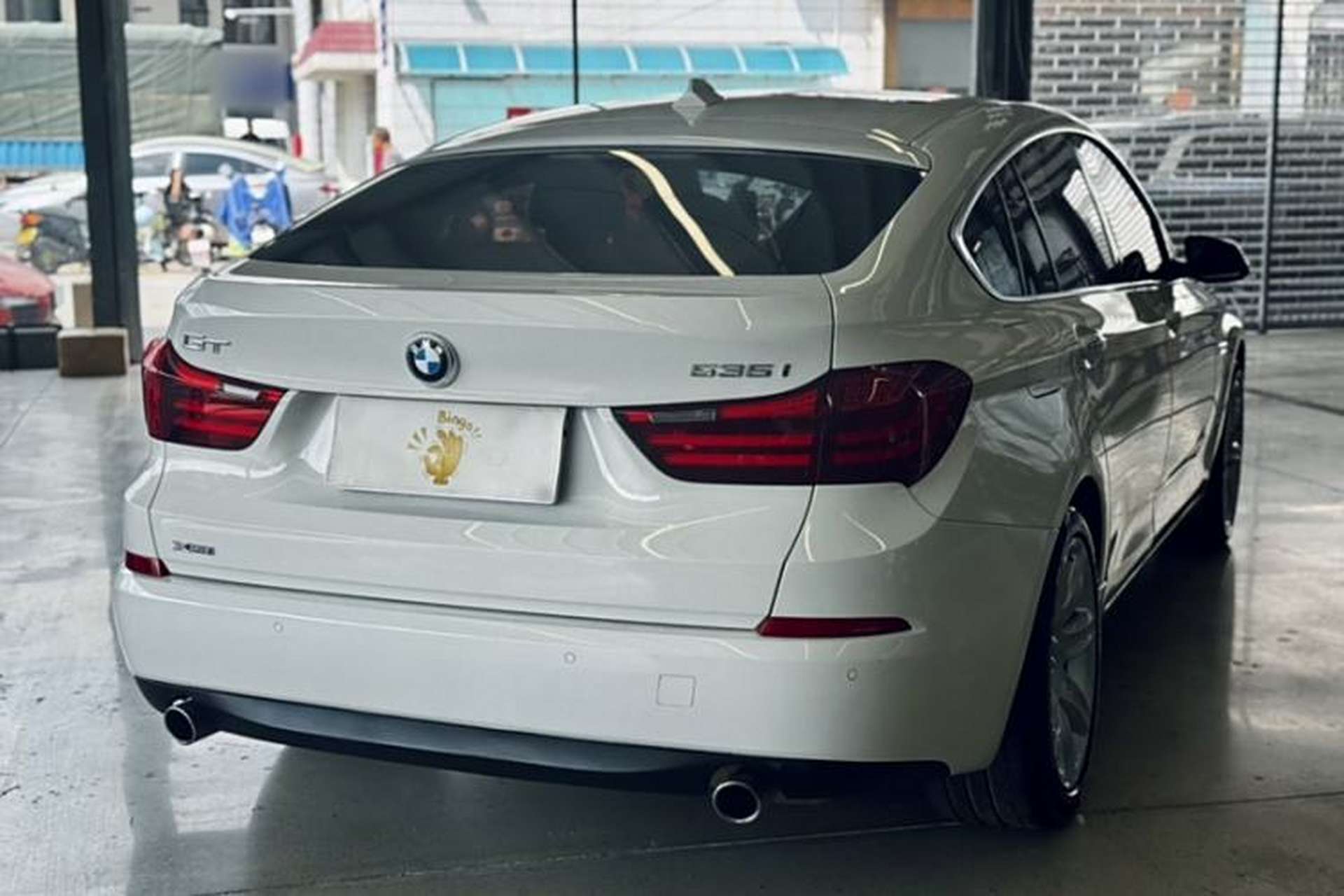 Used BMW 5 Series GT 2014 535i xDrive Exterior 6