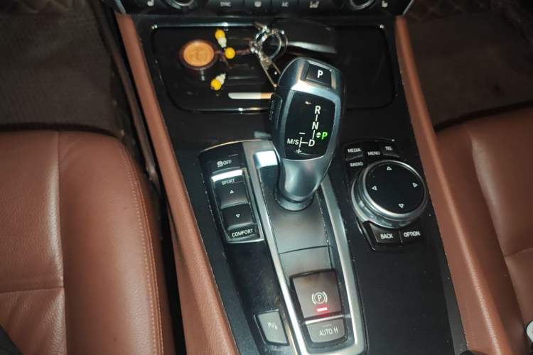Used BMW 5 Series GT 2014 535i Leading Model Gear Lever