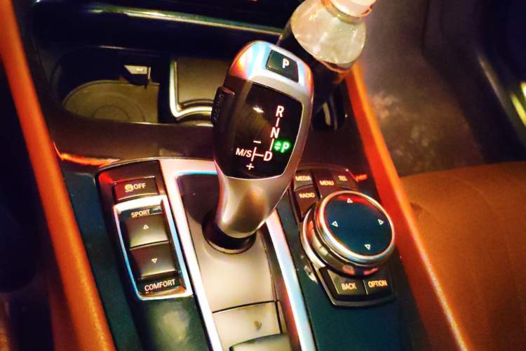 Used BMW 5 Series GT 2014 535i Leading Model Gear Lever