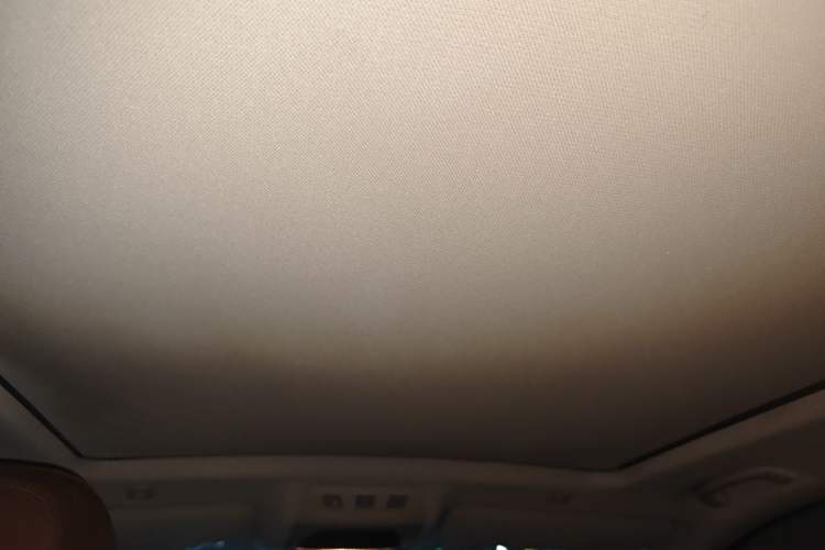 Used BMW 5 Series GT 2014 535i Leading Model Headliner