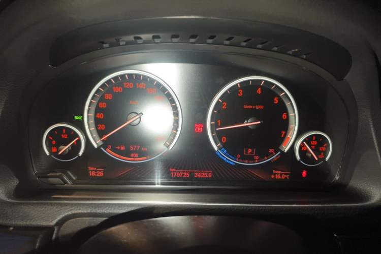 Used BMW 5 Series GT 2014 528i Luxury Edition Instrument Cluster