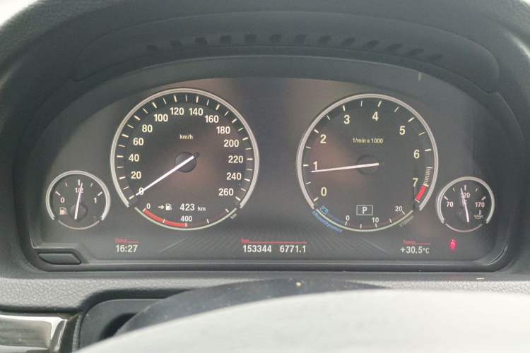 Used BMW 5 Series GT 2014 528i Luxury Edition Instrument Cluster