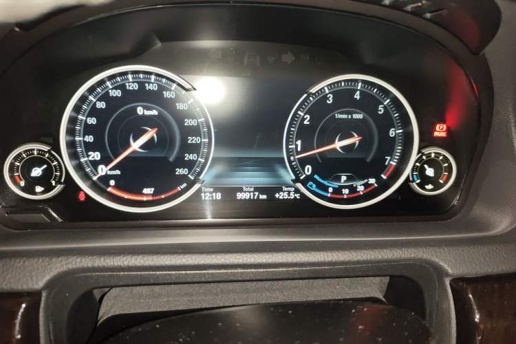 Used BMW 5 Series GT 2014 535i Leading Model Instrument Cluster