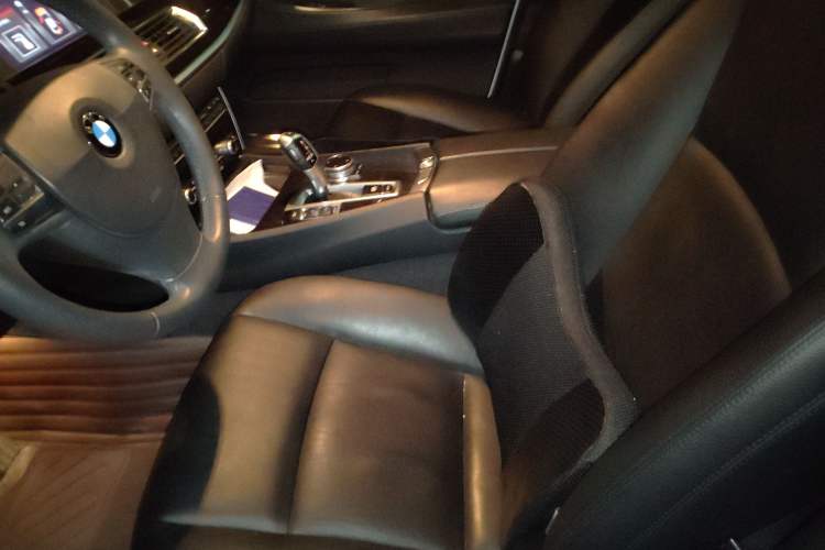 Used BMW 5 Series GT 2014 528i Leading Model Left Front Seat