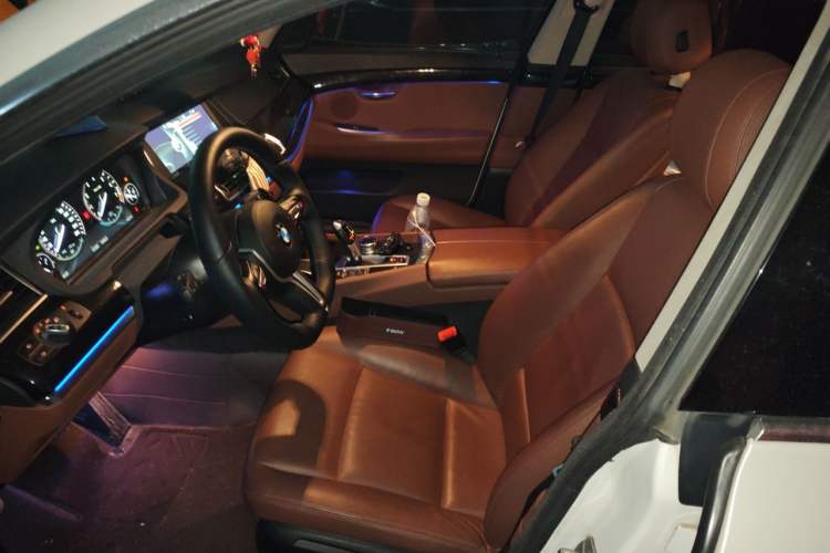 Used BMW 5 Series GT 2014 528i Leading Model Left Front Seat