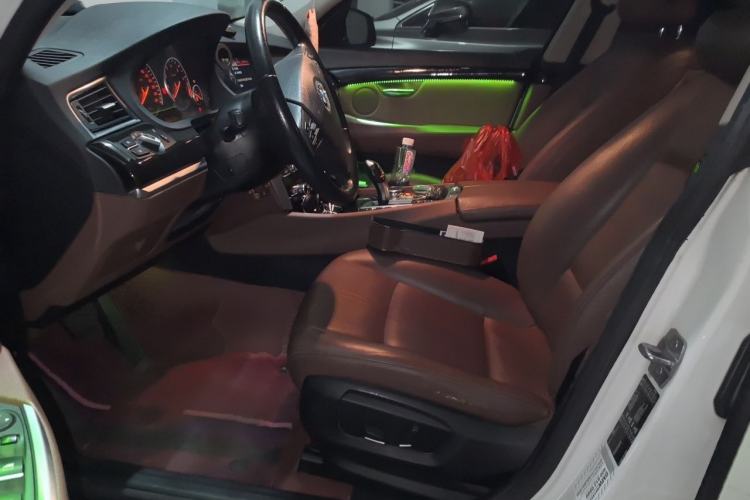 Used BMW 5 Series GT 2014 528i Leading Model Left Front Seat