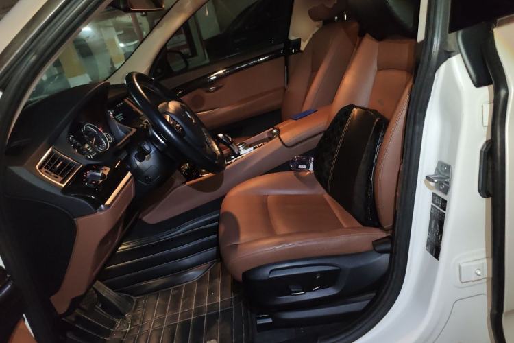 Used BMW 5 Series GT 2014 535i Leading Model Left Front Seat