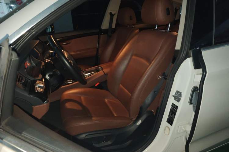 Used BMW 5 Series GT 2014 528i Leading Model Left Front Seat