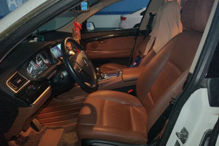 Used BMW 5 Series GT 2014 528i Leading Model Left Front Seat
