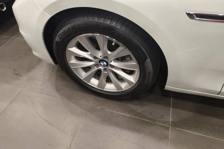 Used BMW 5 Series GT 2014 528i Leading Model Left Front Wheel Hub