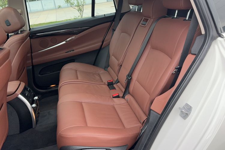 Used BMW 5 Series GT 2014 535i Leading Model Left Rear Seat