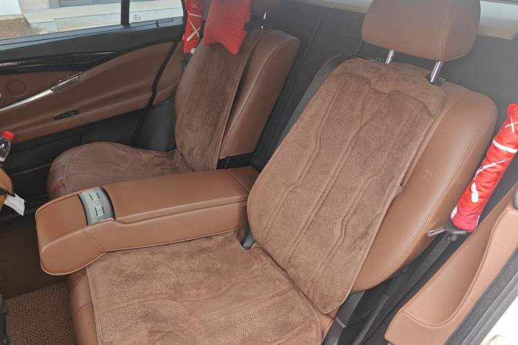 Used BMW 5 Series GT 2014 535i xDrive Left Rear Seat