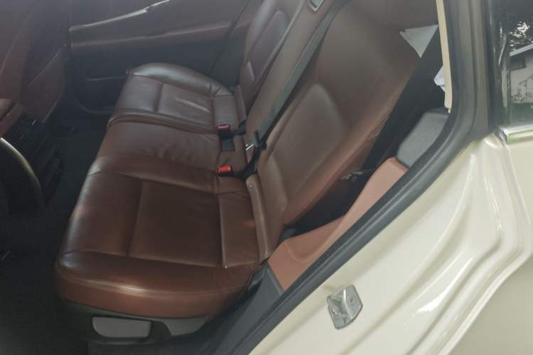 Used BMW 5 Series GT 2014 528i Leading Model Left Rear Seat