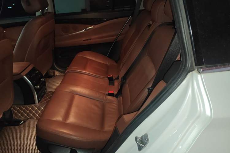 Used BMW 5 Series GT 2014 535i Leading Model Left Rear Seat