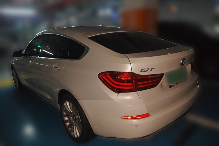 Used BMW 5 Series GT 2014 535i Leading Model Rear Left 45 Deg