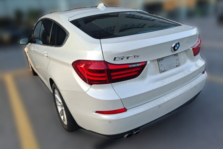 Used BMW 5 Series GT 2014 528i Leading Model Rear Left 45 Deg