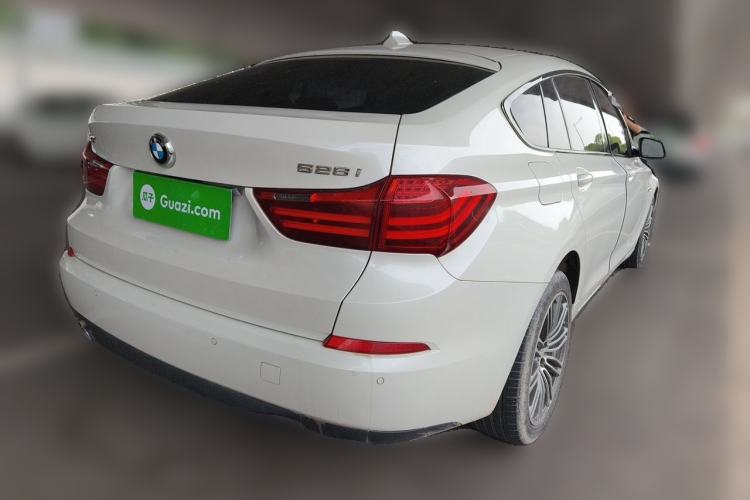 Used BMW 5 Series GT 2014 528i Leading Model Rear Right 45 Deg