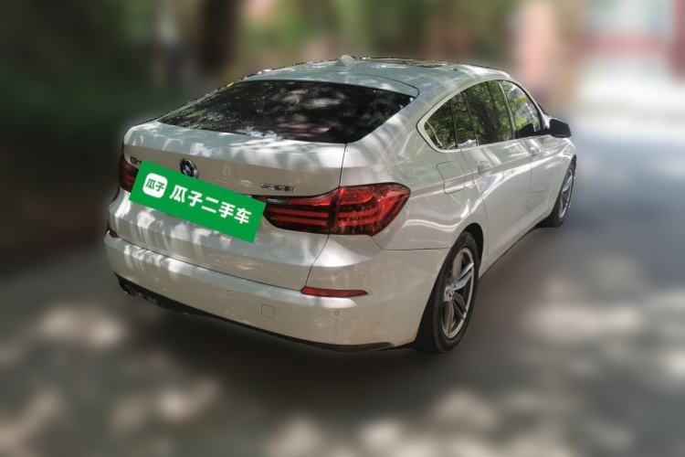 Used BMW 5 Series GT 2014 528i Leading Model Rear Right 45 Deg