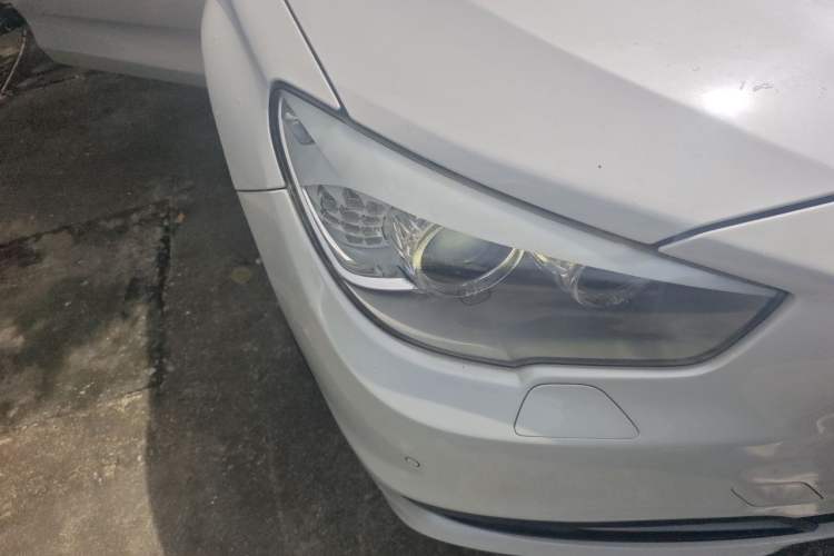 Used BMW 5 Series GT 2014 528i Leading Model Right Front Headlight