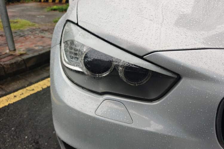 Used BMW 5 Series GT 2014 528i Leading Model Right Front Headlight