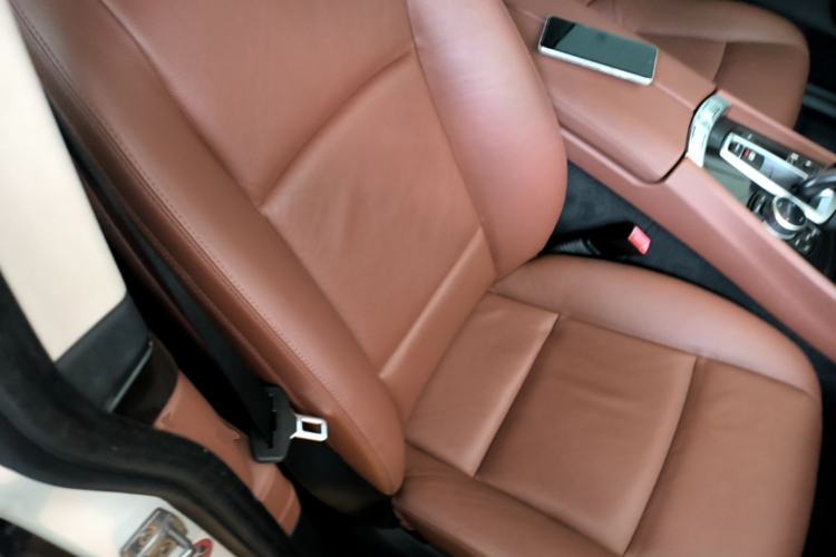 Used BMW 5 Series GT 2014 528i Leading Model Right Front Seat