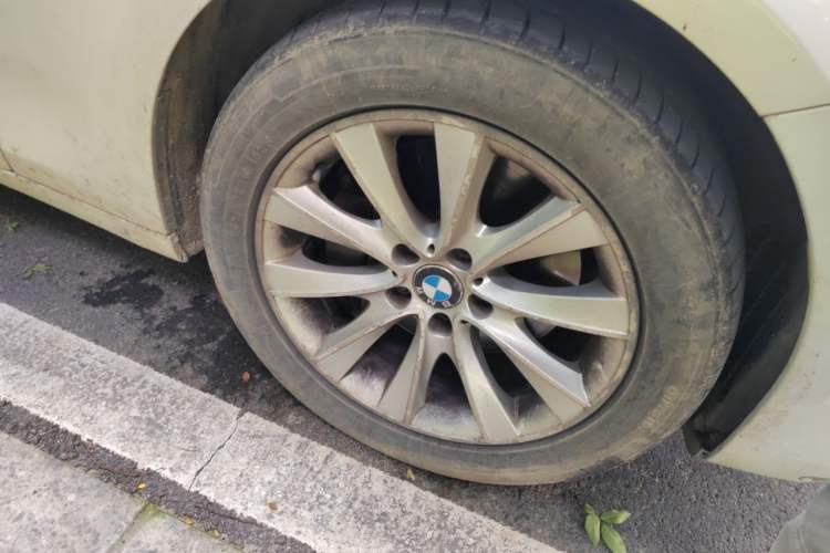 Used BMW 5 Series GT 2014 528i Leading Model Right Front Wheel Hub