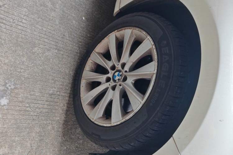 Used BMW 5 Series GT 2014 528i Leading Model Right Front Wheel Hub